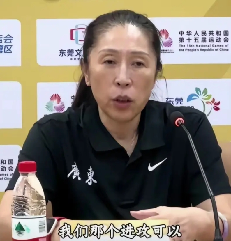 郑薇指导真的可以二进宫了！

因为广东全运女篮74-68四川全运女篮，全运会夺冠