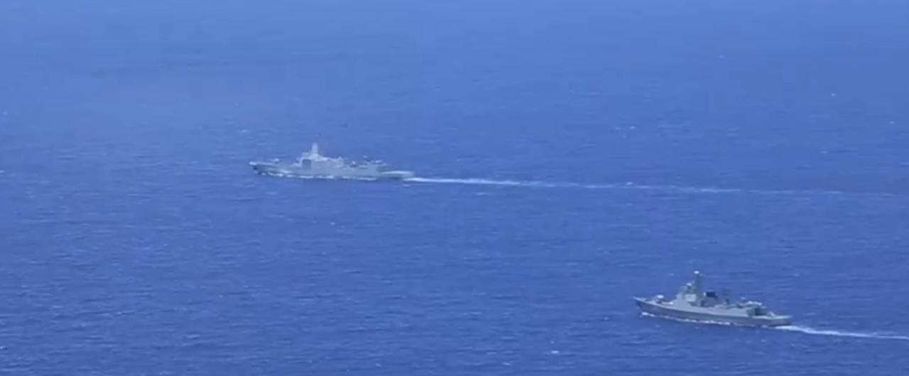 目前中国海军公开宣称：我水面战舰通过数据链可以与空中的预警机进行一个战场态势通联