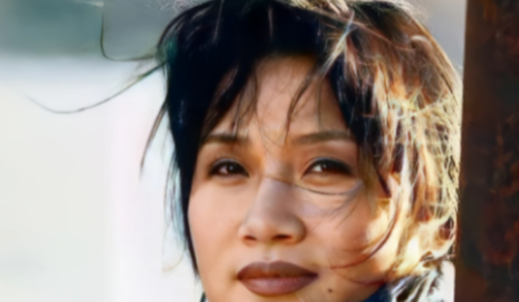 2000年，姜昆在国外偶遇已经出家的李娜，出于好奇，姜昆问她到底为什么出家？令他