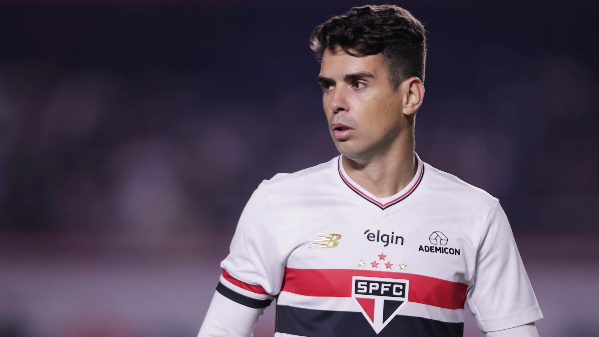 巴西媒体报道，奥斯卡退役的可能性是99%，若依家人意愿，他将在2025年底挂靴。