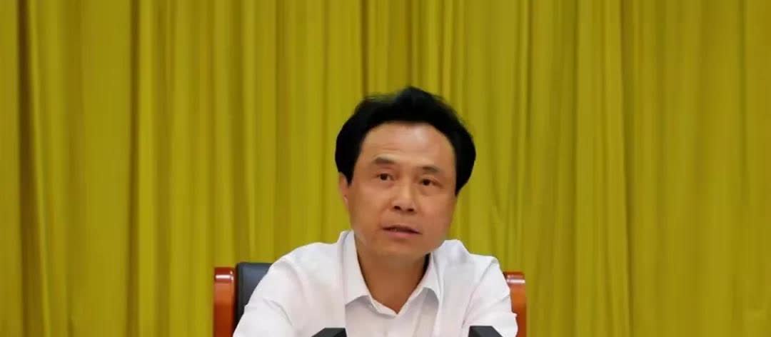 炎黄逆子（周哲）
河南省信阳市人大常委会党组成员，副主任涉嫌严重违纪违法，目前