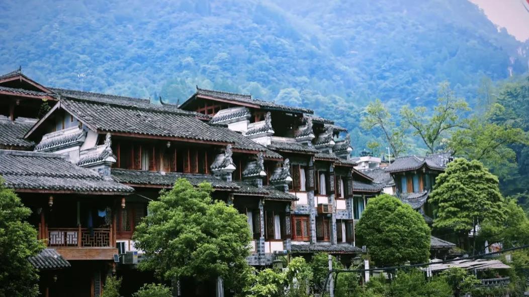 免门票！成都市区出发1.5h直达避暑古镇，古色古香，充满了人间烟火气儿