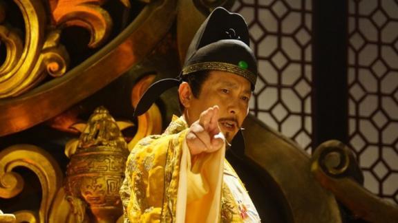 李世民放了390名死囚回家过年，约定来年问斩，没想到第二年，李世民看着回来的死囚