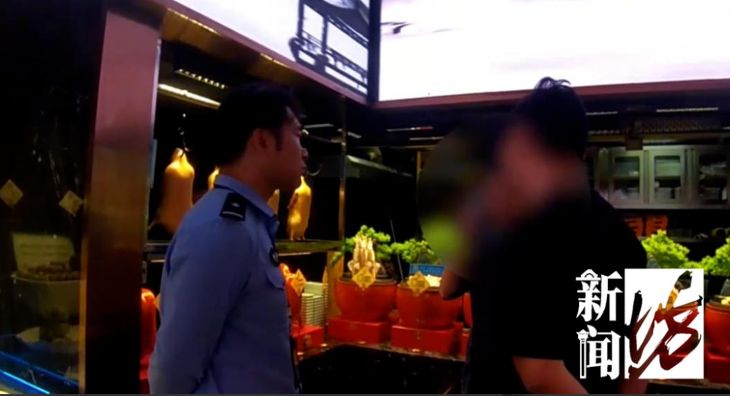 不对劲！上海男子梦游闯大祸？一个月床上丢了6次……室友：嘿嘿嘿
近日，闵行区曹行