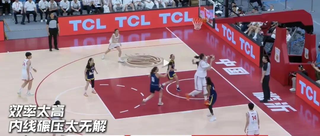 北京时间6月13日，中国女篮101 - 55大胜波黑，18岁的“女版姚明”张子宇