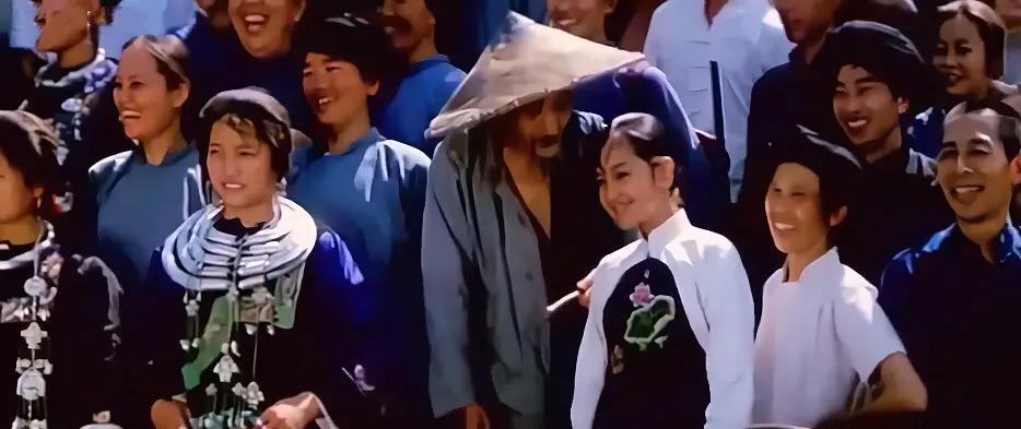 【老电影】1984年凌子风导演的电影，主演冯汉元，凭借此片获得金鸡奖最佳男主角奖