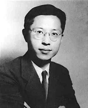 1940年，《雷雨》作者曹禺，出轨一个23岁女学生，他的清华妻子知道后，做了一件