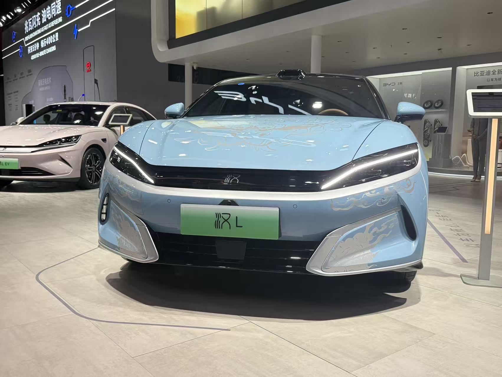 补贴价19.48万元起，比亚迪汉L：新车色+智能OTA