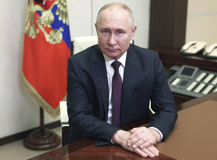 梅德韦杰夫怒斥：特朗普“玩火”！俄强硬回怼“最后通牒”​​