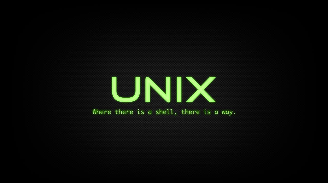 Unix之父肯汤普森、丹尼斯里奇发明了C语言，并且用C语言重写了Unix系统；L