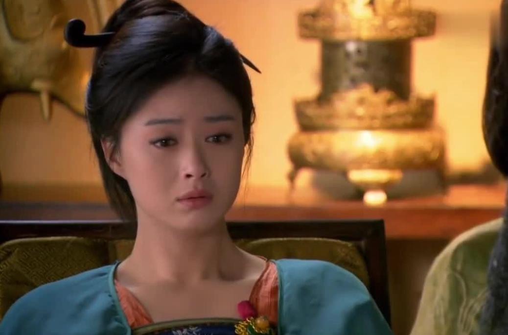 古代，一女子结婚多年无子嗣，就给丈夫找了个农民的女儿续香火，万万没想到农民女儿不