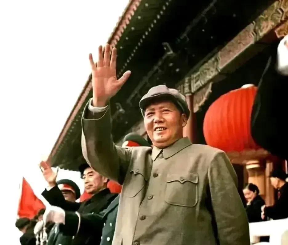 毛主席思想是无产阶级革命的方向
毛主席思想是政治组织民主的旗帜
毛主席思想是社会