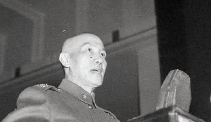 1949年，蒋介石败退台湾后，几十万国民党溃兵要结婚，哪知蒋介石大怒：我看谁敢结