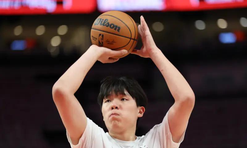 来了，来了。
开拓者将杨瀚森下放至发展联盟，以进行一些例行训练。
沉淀一下也是对