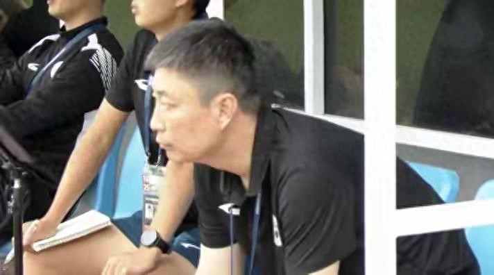 零封全胜铸就辉煌 于远伟荣膺中乙十月最佳教练