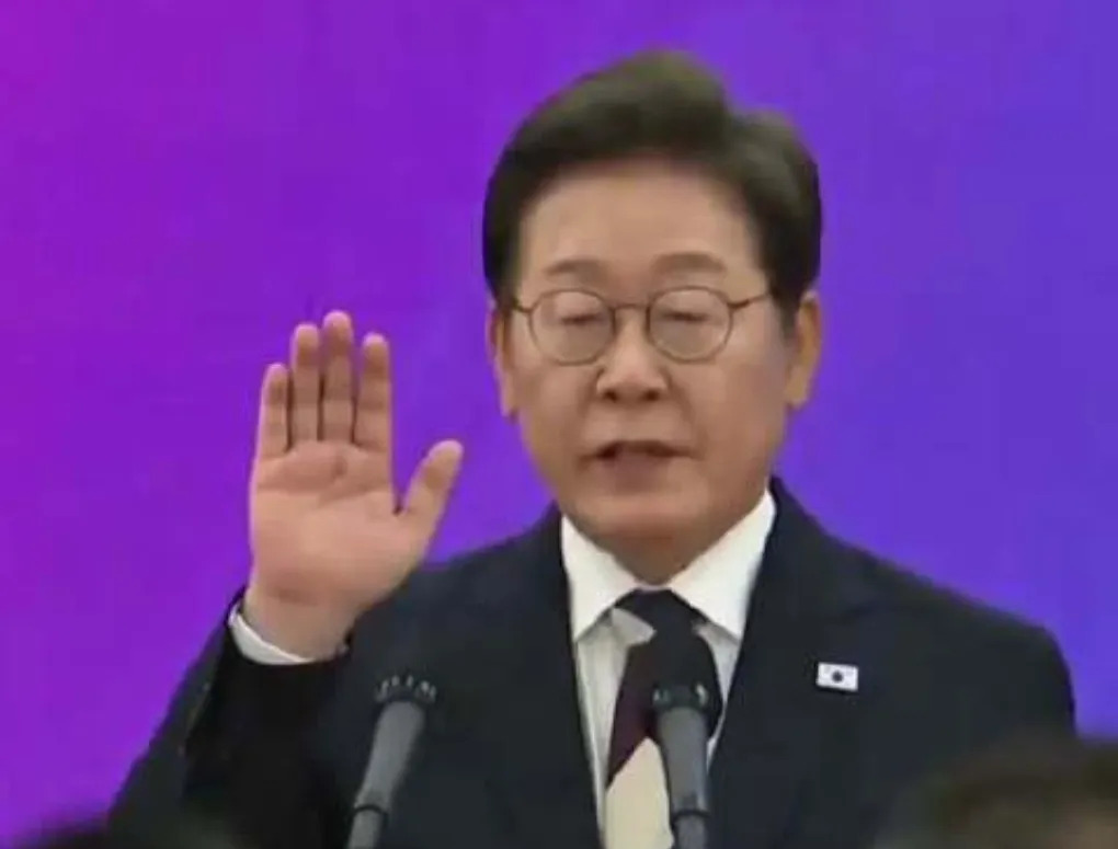 李在明能否躲过总统魔咒











谁能想到，一个国家的最高领导人，竟