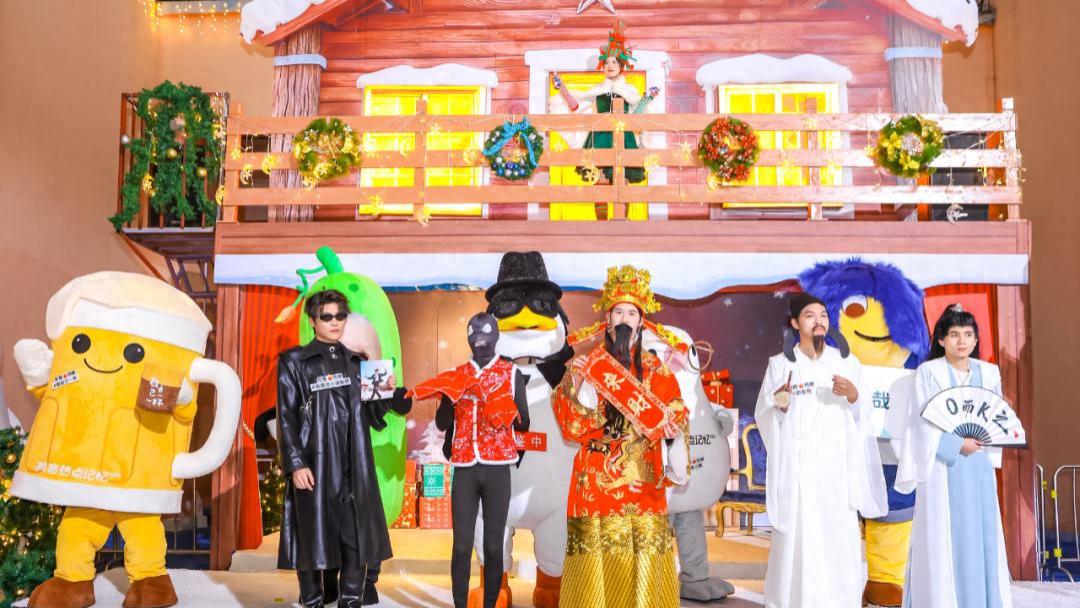 当抖音热梗照进现实，虚拟共鸣找到现实出口