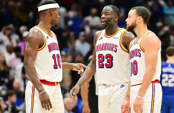 扎心了！勇士是今年夏天NBA唯一0操作球队，现在只有10个人有合同！

正式合同