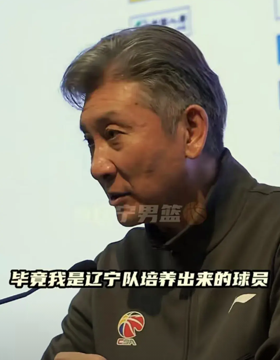 深圳队主教练郑永刚赛后采访说:我是辽宁队培养出来的球员，每次回到沈阳，都能感受到