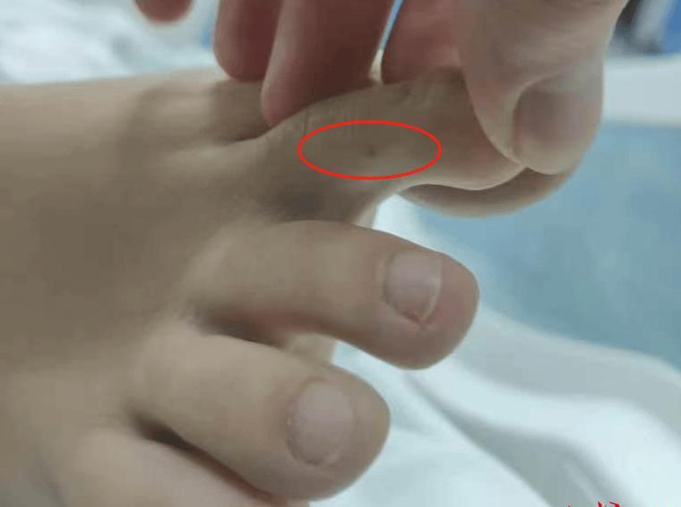 一次普通的三亚游竟然会以生命结束。
27岁的女孩甜甜，吃完晚饭和男友散步，结果突