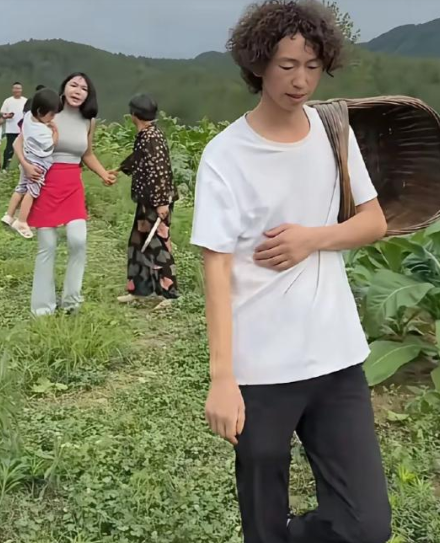 庞麦郎，真是人生赢家。  仅一年功夫，他什么都有了！