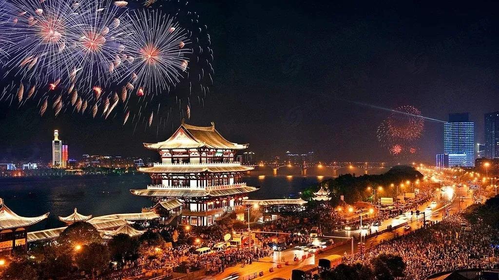 在这个星球上，谁的拳头硬，谁就有话语权，真理永远在大炮的射程之内。
俄乌战争是如