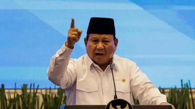 刚接受中国帮助，转头就要帮美国解决稀土问题，特朗普也开始出招