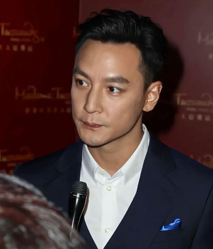 被吴彦祖的时尚品味狠狠惊艳到！无论是日常私服还是红毯造型，都彰显着独特的魅力。最