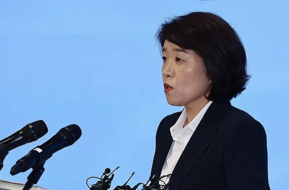 韩国总统夫人摊上大事了











啥？韩国总统夫人金建希又出事了！这