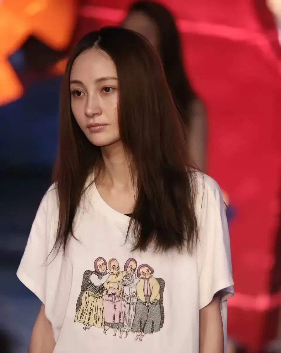 要是有后悔药，姚笛肯定二话不说就吞下去。毕竟她为自己的错误买单，已经付出了一切代