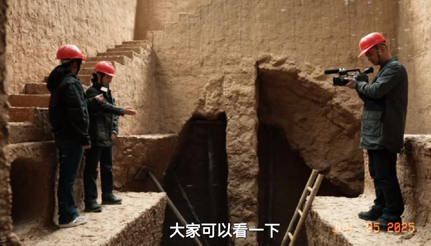 护宝寻踪剧中大墓确定为吕大临三重土墓，简陋却藏玄机。



电视剧《护宝寻踪》中