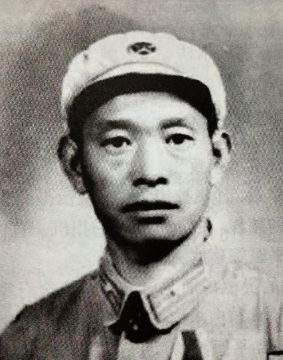 1943年，八路军电台队长刘长生向组织申请结婚，被拒后，他竟带着密码本投敌，司令