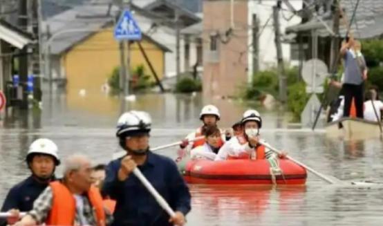 若日本“沉海”了，1.2亿日本人要全移居中国吗？联合国早有规定
麻烦看官老爷们右