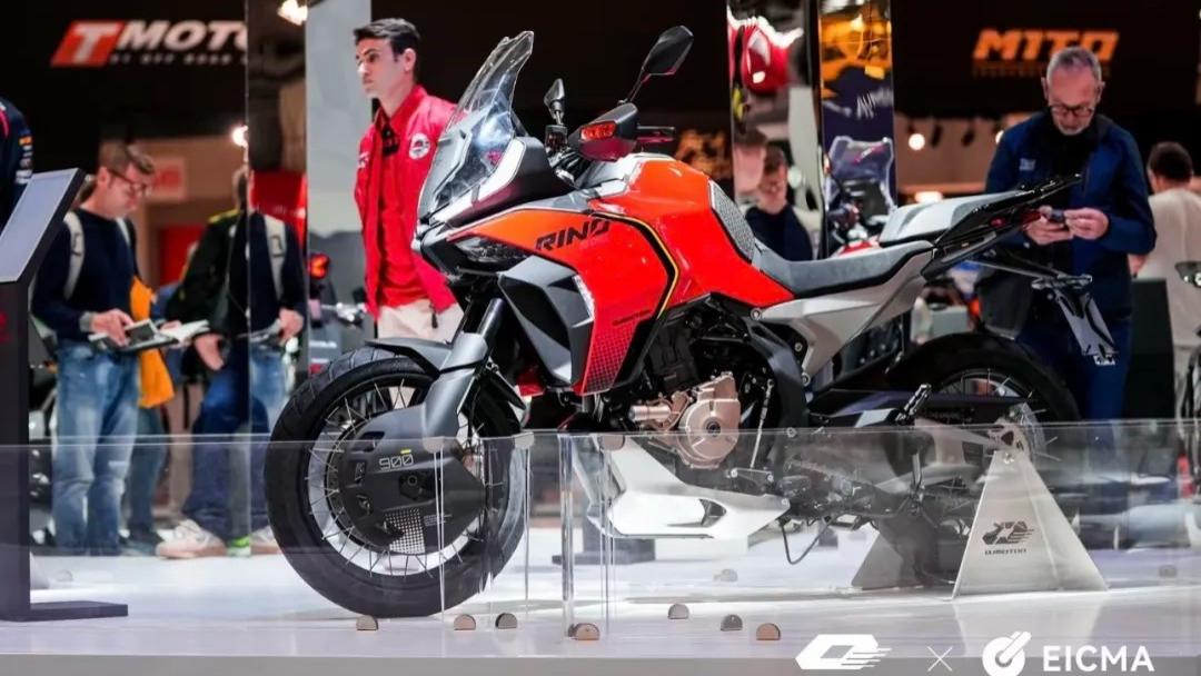 米兰车展：国产品牌有点强，春风够猛、张雪够快、钱江够帅！