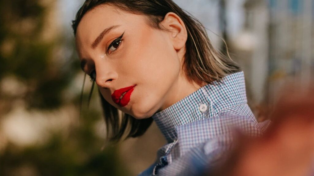 你这样说话，没人敢轻视你