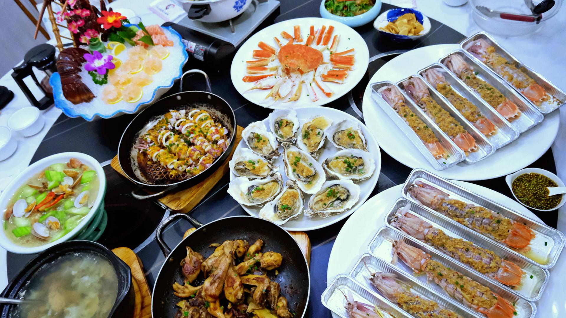 厦门旅行吃什么海鲜？富贵虾、澳龙、小管全都要