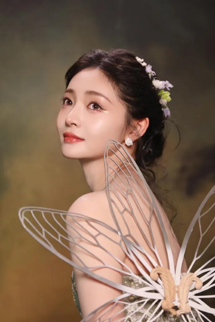 周洁琼妹妹绿影仙踪花仙子 (1)！！！