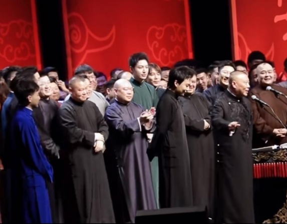 郭德纲辟谣父子不和：但愿我的儿一帆风顺，造谣的人天打雷劈！