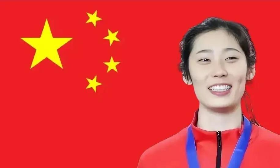 朱婷生涯早就不缺钱！！
1；下赛季年薪高达145万欧元；
2；意大利时期赚了38