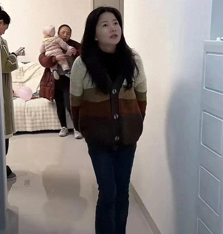 “这难道不臭吗？”湖南，女子去朋友家做客，她中途突然尿急，跑到厕所却直接傻眼了！