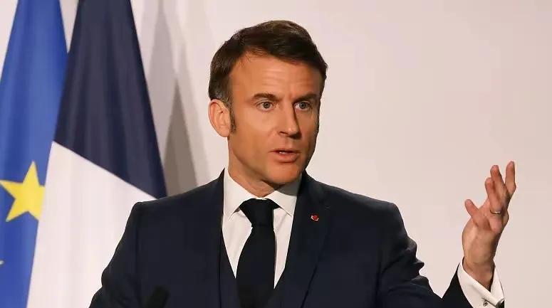 法国出来唱反调了，美国也是没想到啊！
针对美国切断向乌克兰提供情报，法国方面宣布