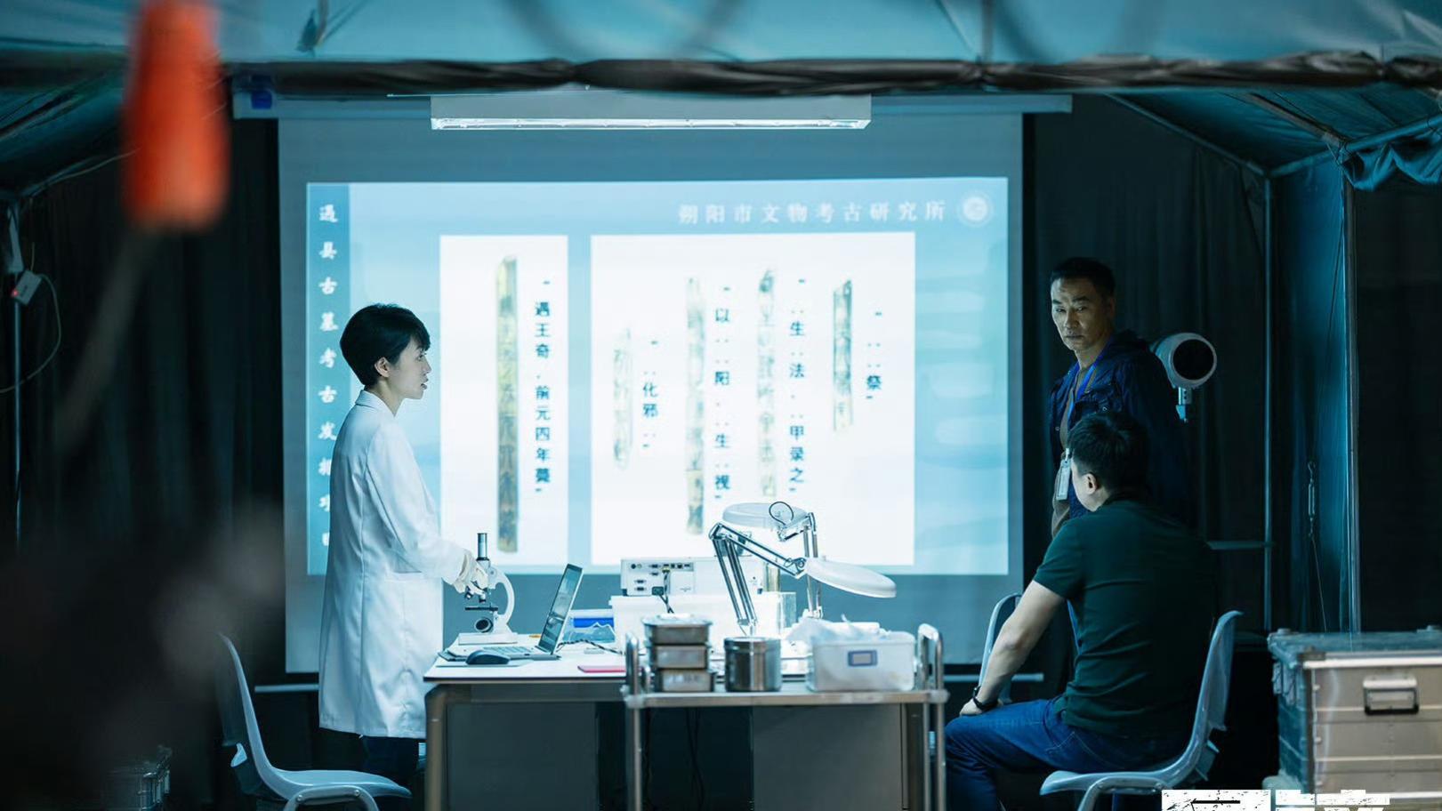 太绝了！2025悬疑剧火力全开，《悬镜》开播引爆中式悬疑新热潮