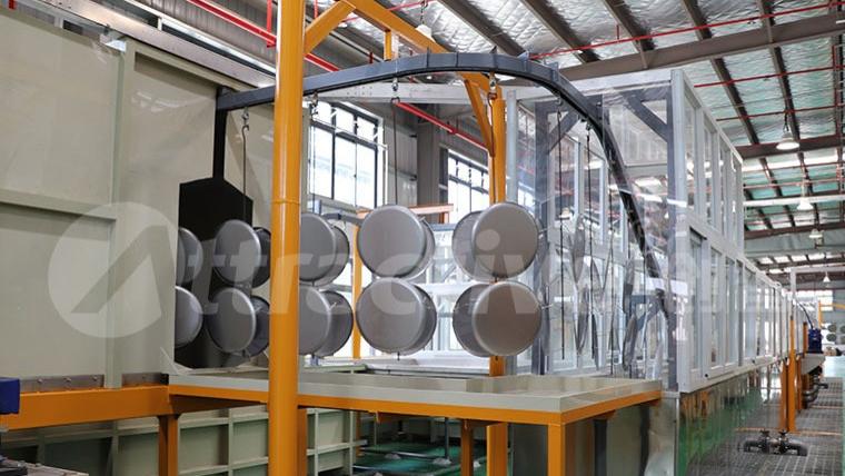 不粘涂层的“隐形杀手”：喷涂车间的微尘控制标准为何如此严苛？