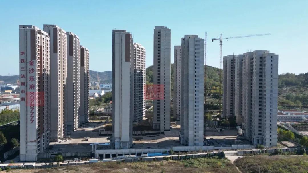 青岛著名烂尾楼，4.31亿无人接盘！