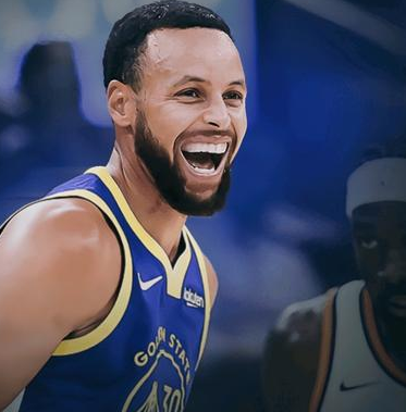 库里28分，勇士轻取太阳。NBA常规赛，勇士主场迎战太阳，这场比赛，库里砍下28