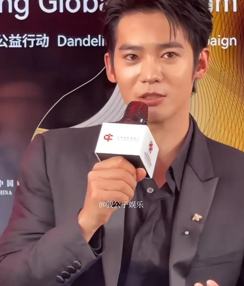于适在戛纳电影节中国馆的活动上分享道，每一位关注作品细节的观众都让他倍感珍惜，因
