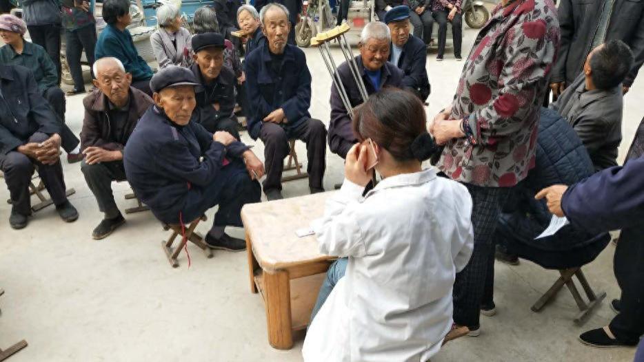 几亿无社保的农民，如何安享晚年？