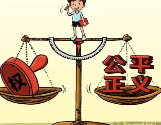 袭击法官，袭击医生，袭击村干部，袭击老板。近年来，因经济纠纷产生的针对知名人士的