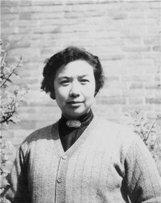 延安公认的四大美女，最终都嫁给了谁
第一位：红色公主孙维世。之所以说她是公主，是