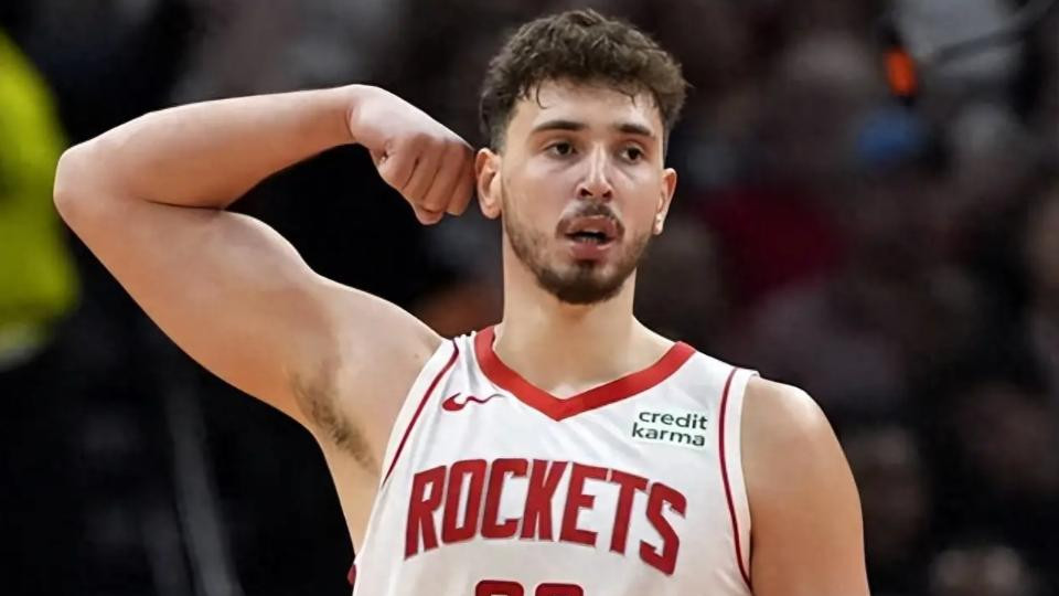 23岁申京太狠了！火箭客场胜骑士，13场创火箭队史58年第一纪录！